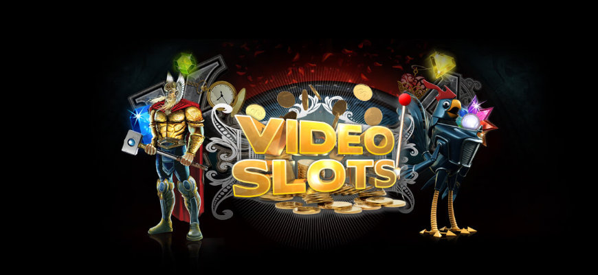 Get an exclusive last minute Christmas treat from Videoslots - Banner